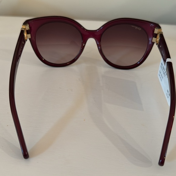 Salvatore Ferragamo Sunglasses NWT - Picture 9 of 12